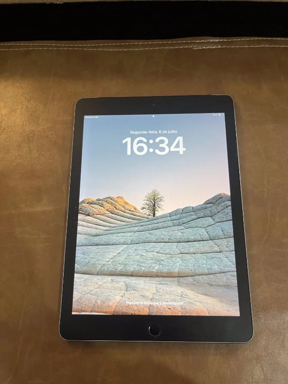 iPad 6a Geração 128GB Wi-Fi + Chip (Cinza Espacial) c/ Apple Pencil