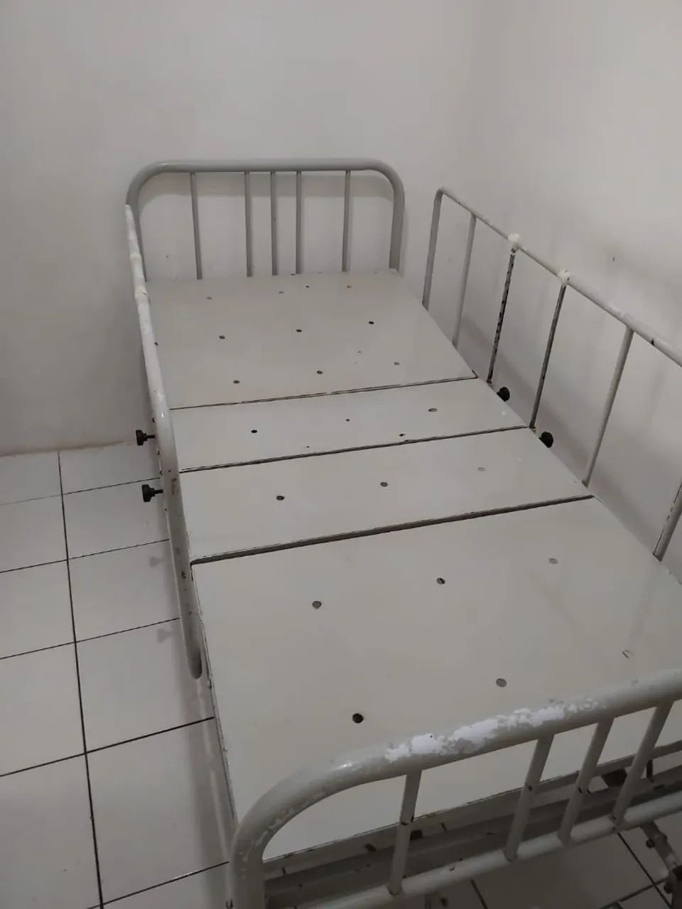Cama hospitalar 