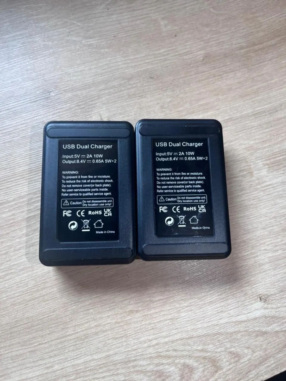 Carregador Duplo USB Batmax com LCD para Baterias Canon LP-E6 - Foto 4