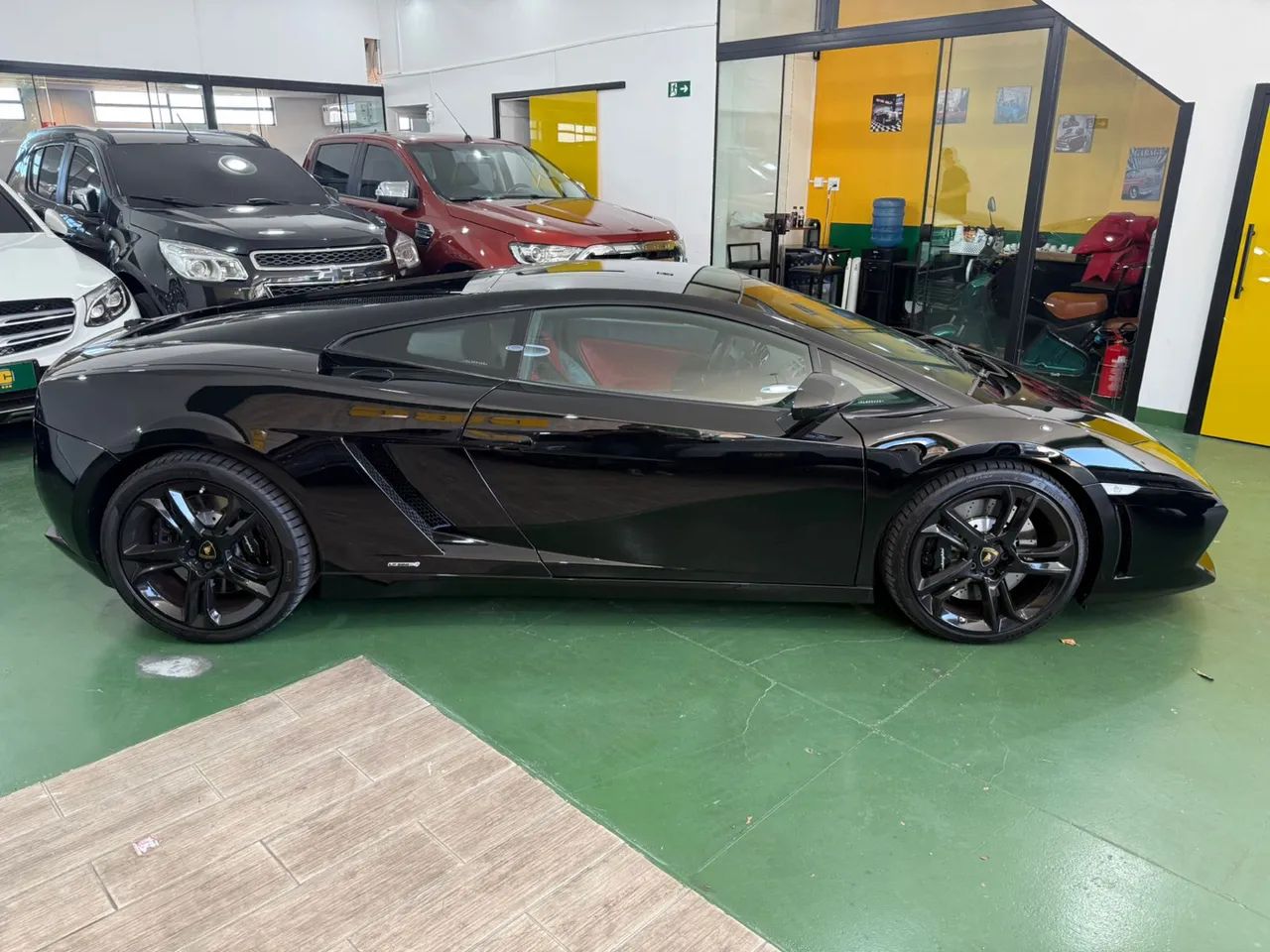 Lamborghini Gallardo Coupe LP560-4, foto 3 de 20