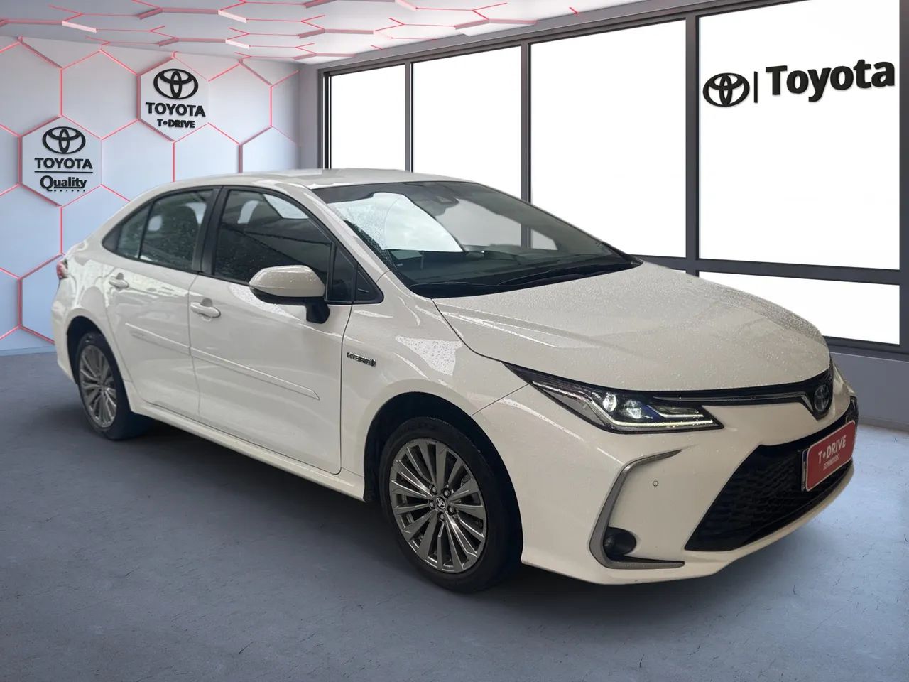 Toyota Corolla Altis Hybrid 1.8 16V Flex Aut., foto 2 de 15