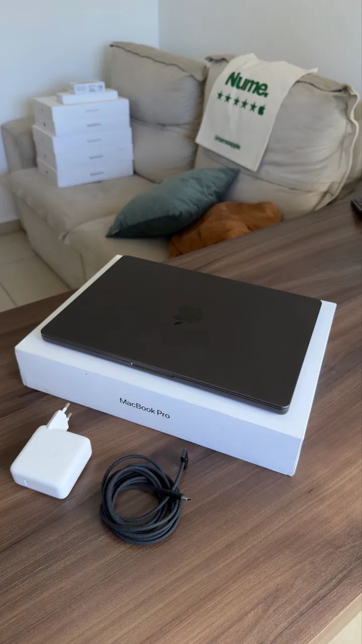 MacBook Pro M4 PRO 24gb 512gb Garantia Apple  - Foto 2
