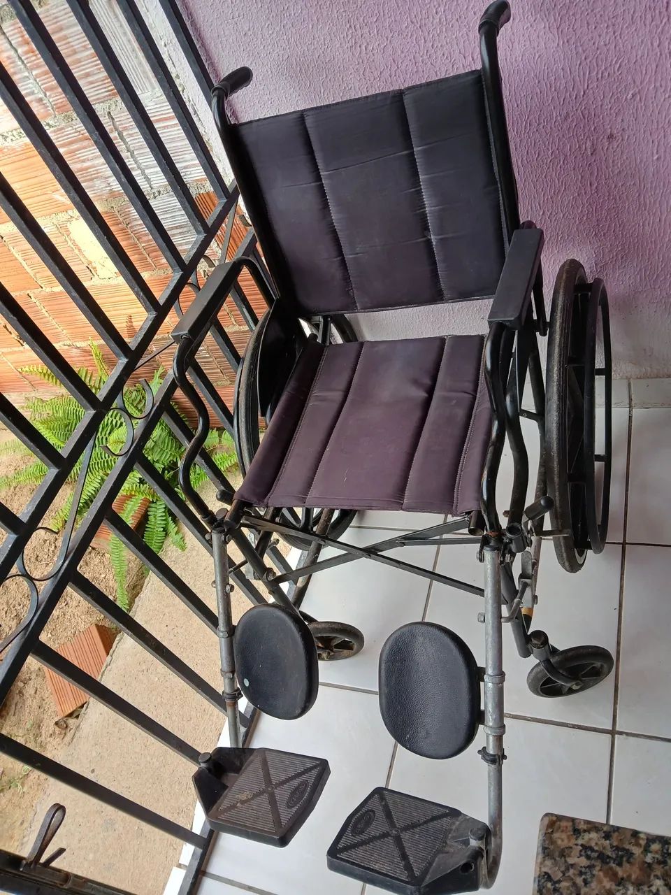 Vendo 2 Cadeira de rodas