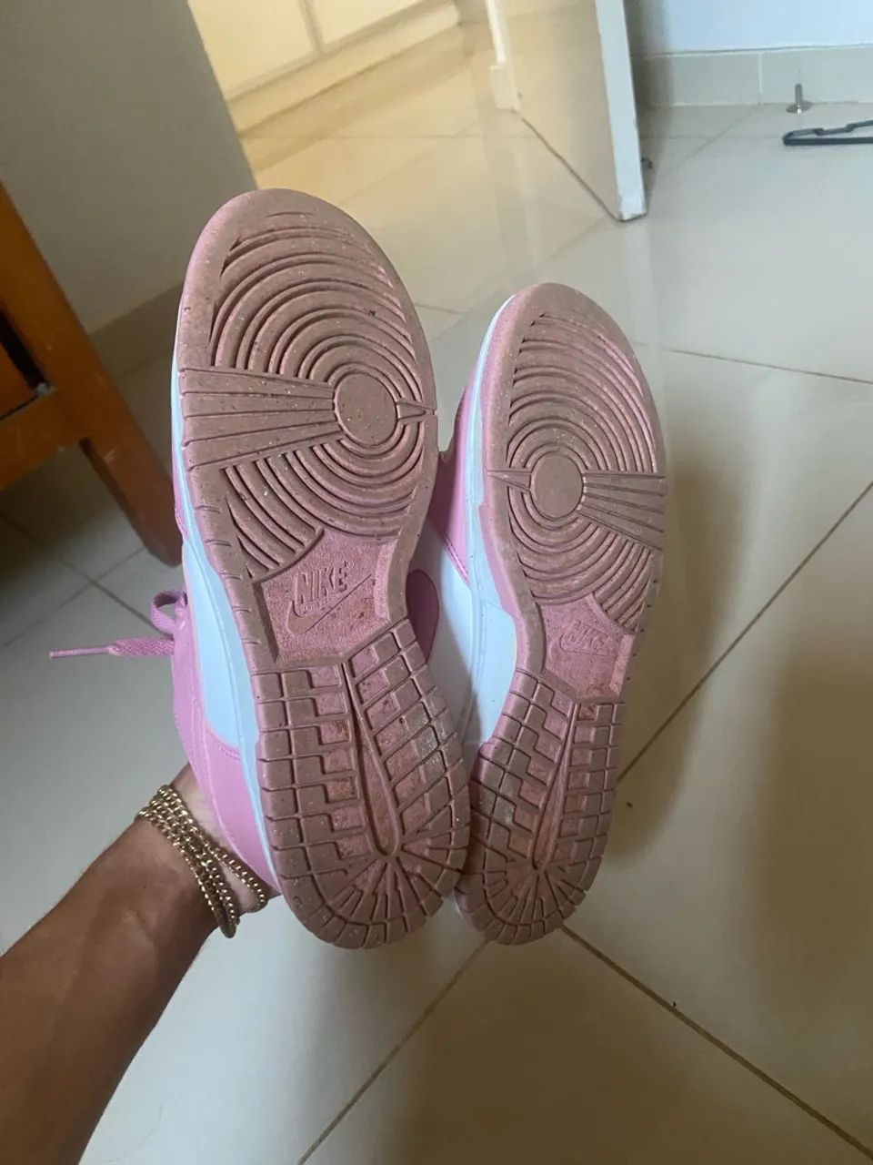 Vendo Nike dunk rosa usado - Foto 3