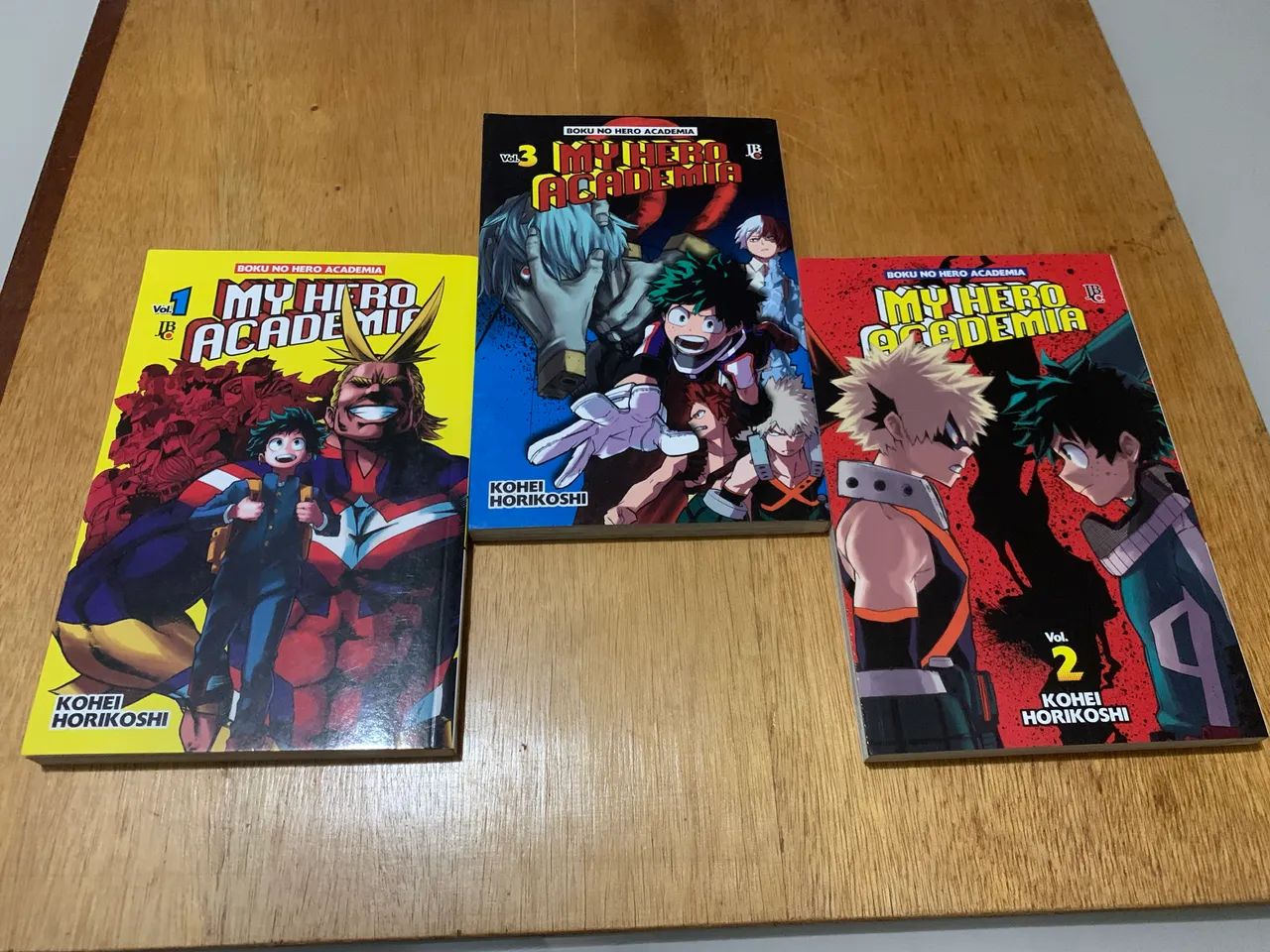 Mangás boku no hero 1 ao 3