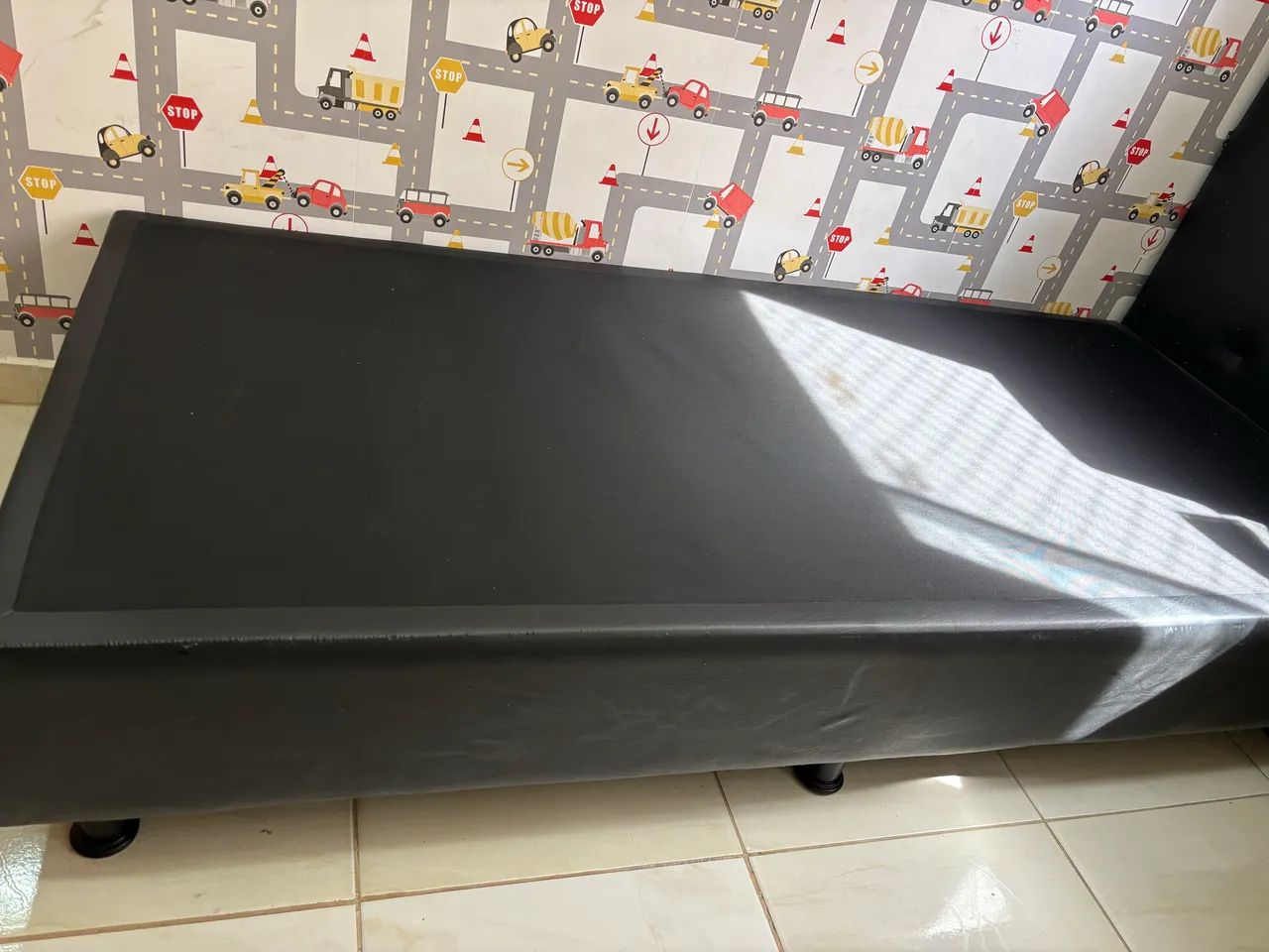 Cama box