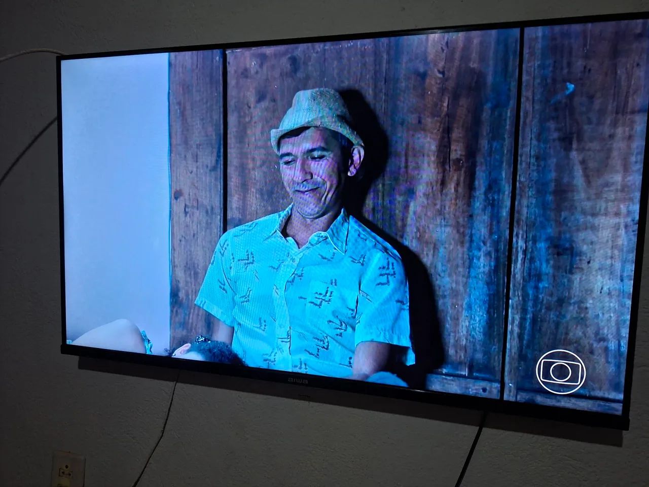 Vendo essa tv 40 polegadas muito nova  - Foto 2