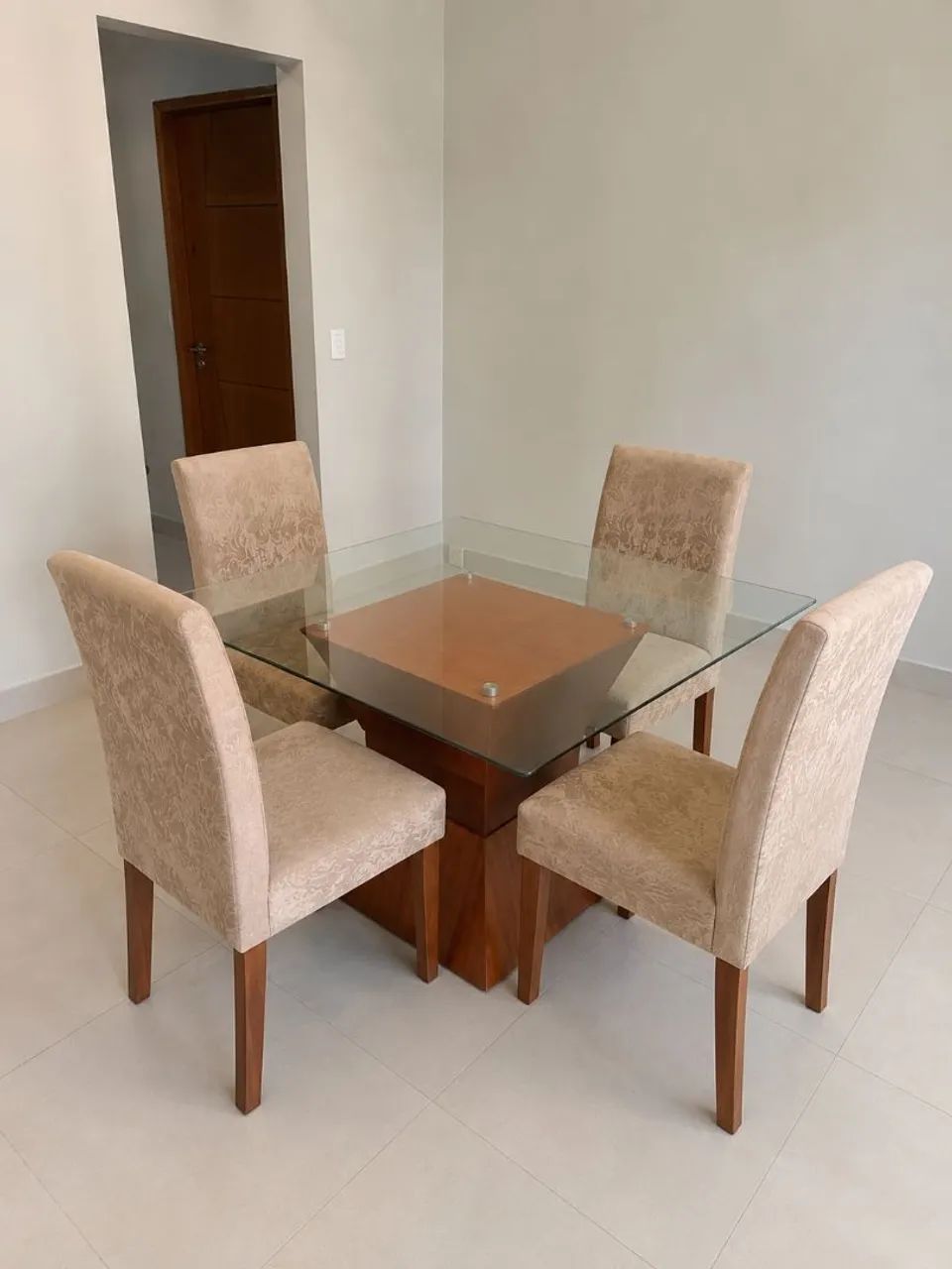 Mesa 8 lugares 