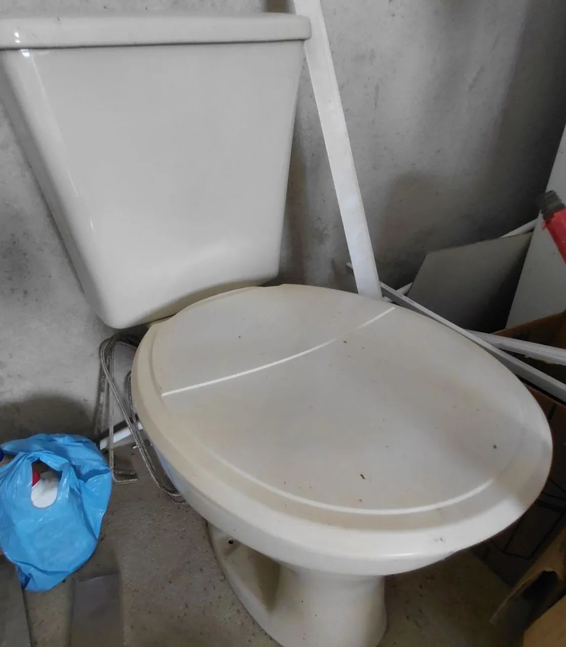 Vaso com caixa aclopada 