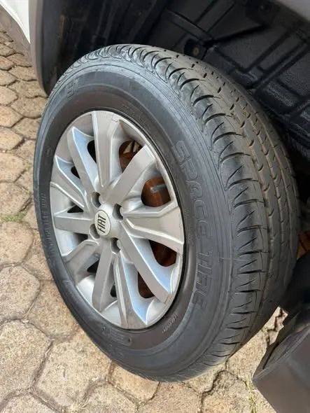 Fiat Strada Endurance 1.4 Flex 8V CS Plus 2021 - Foto 5