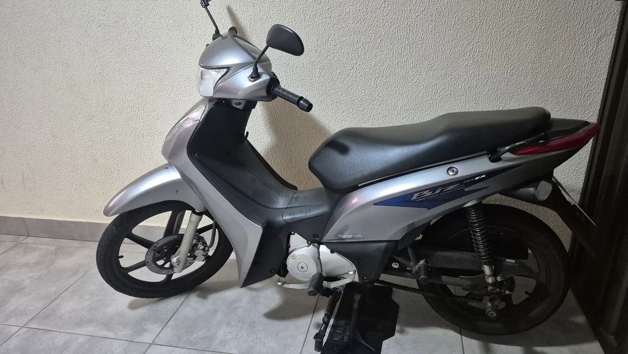 Biz 2012 Ex Cinza - Foto 2
