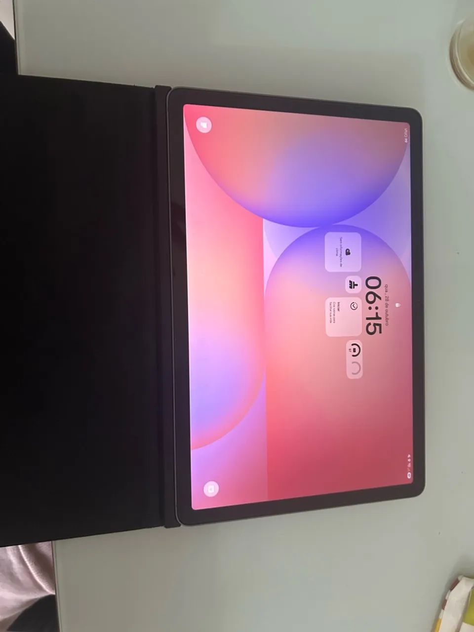 iPhone 14 5G e um Galaxy tab S10 lite 5G 