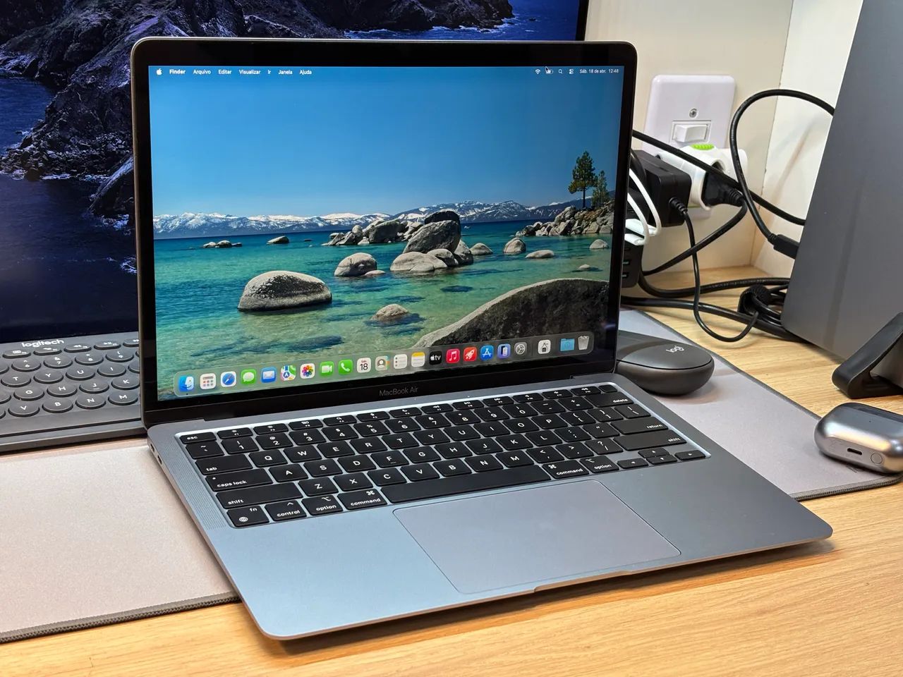 M1 Macbook Air 13インチ 8gb 256gb Macbook Air Apple M1 8GB de RAM SSD 256 GB Tela de Retina 13,3