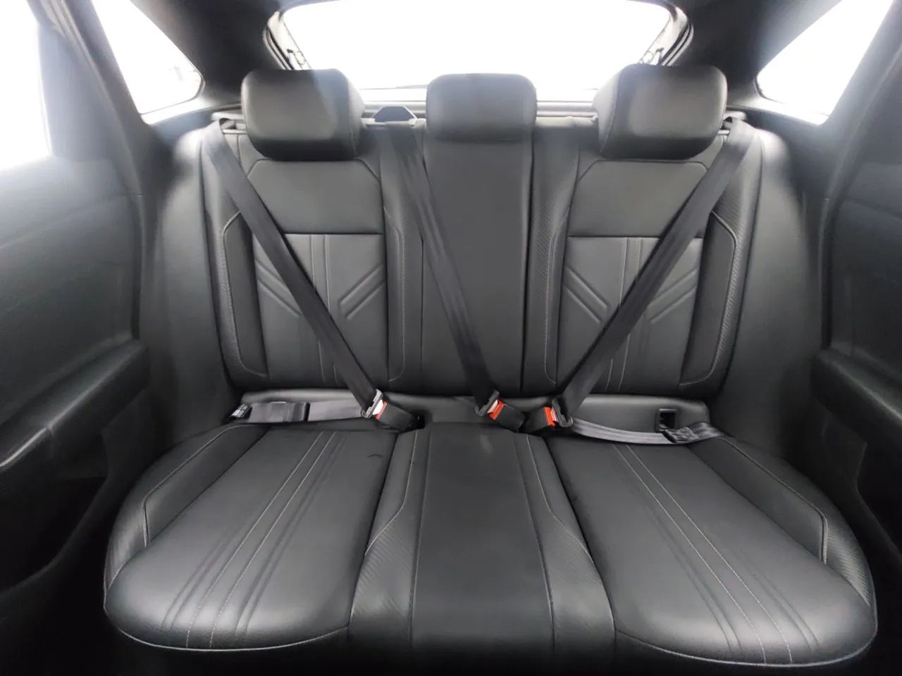 Volkswagen Nivus Highline 1.0 200 TSI Flex Aut., foto 18 de 18