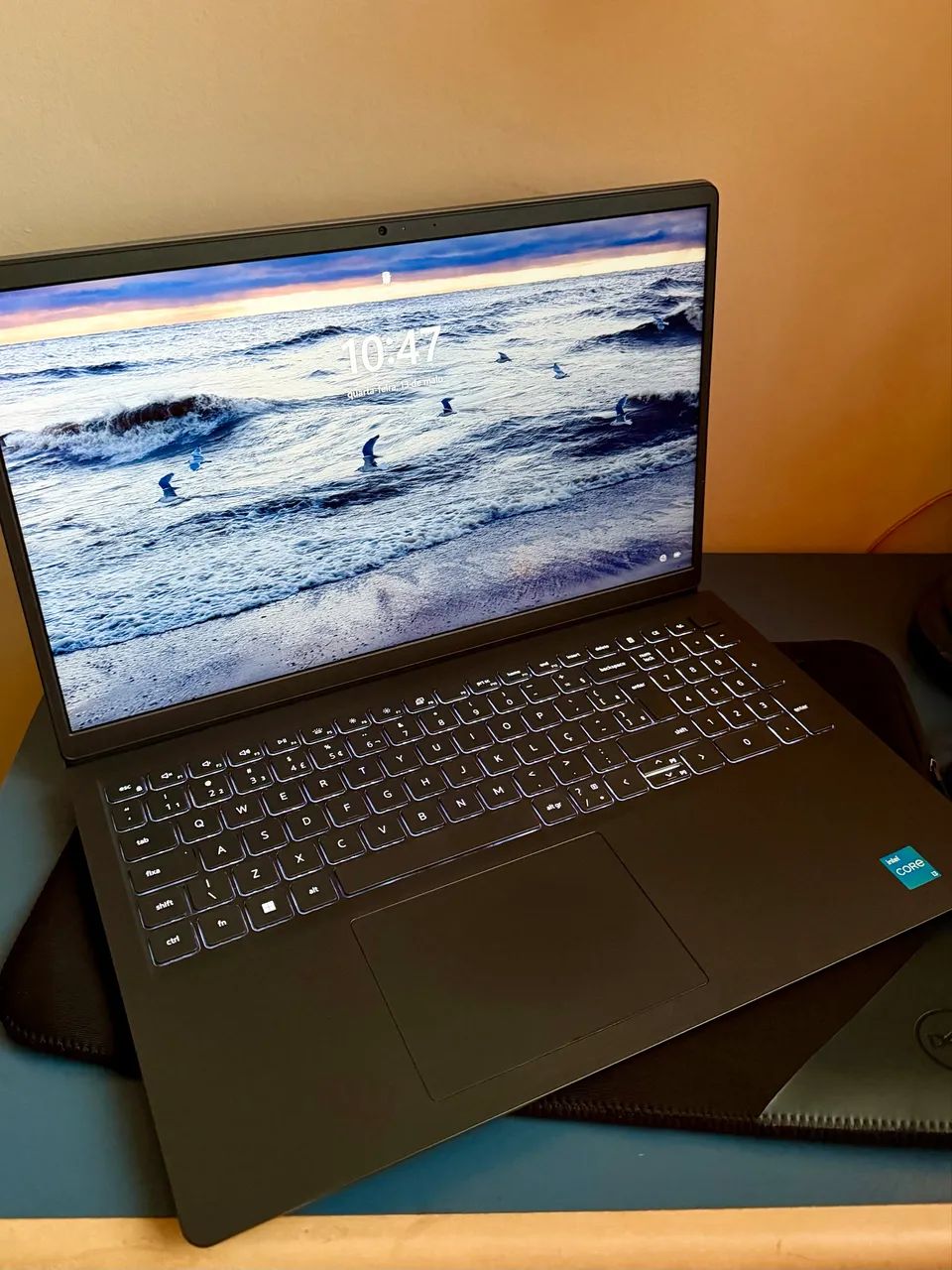 Notebook Dell Vostro 3520 - RAM8GB - SSD256GB - Windows 11 - 15?6