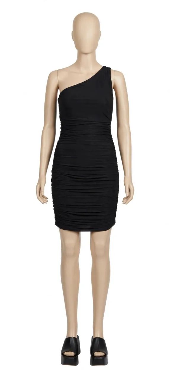 Vestidos semi novos