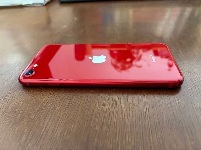 iPhone SE (3ª geração) 64 Gb Product Red - Celulares e Smartphones