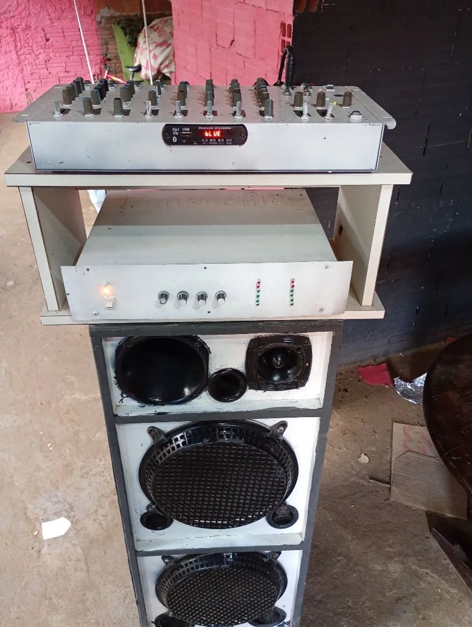 Som completo cx.de som . mesa com Bluetooth e aplificador