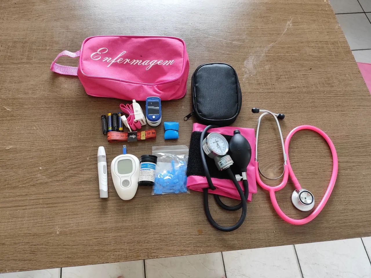 Equipamentos de enfermagem  - Foto 2