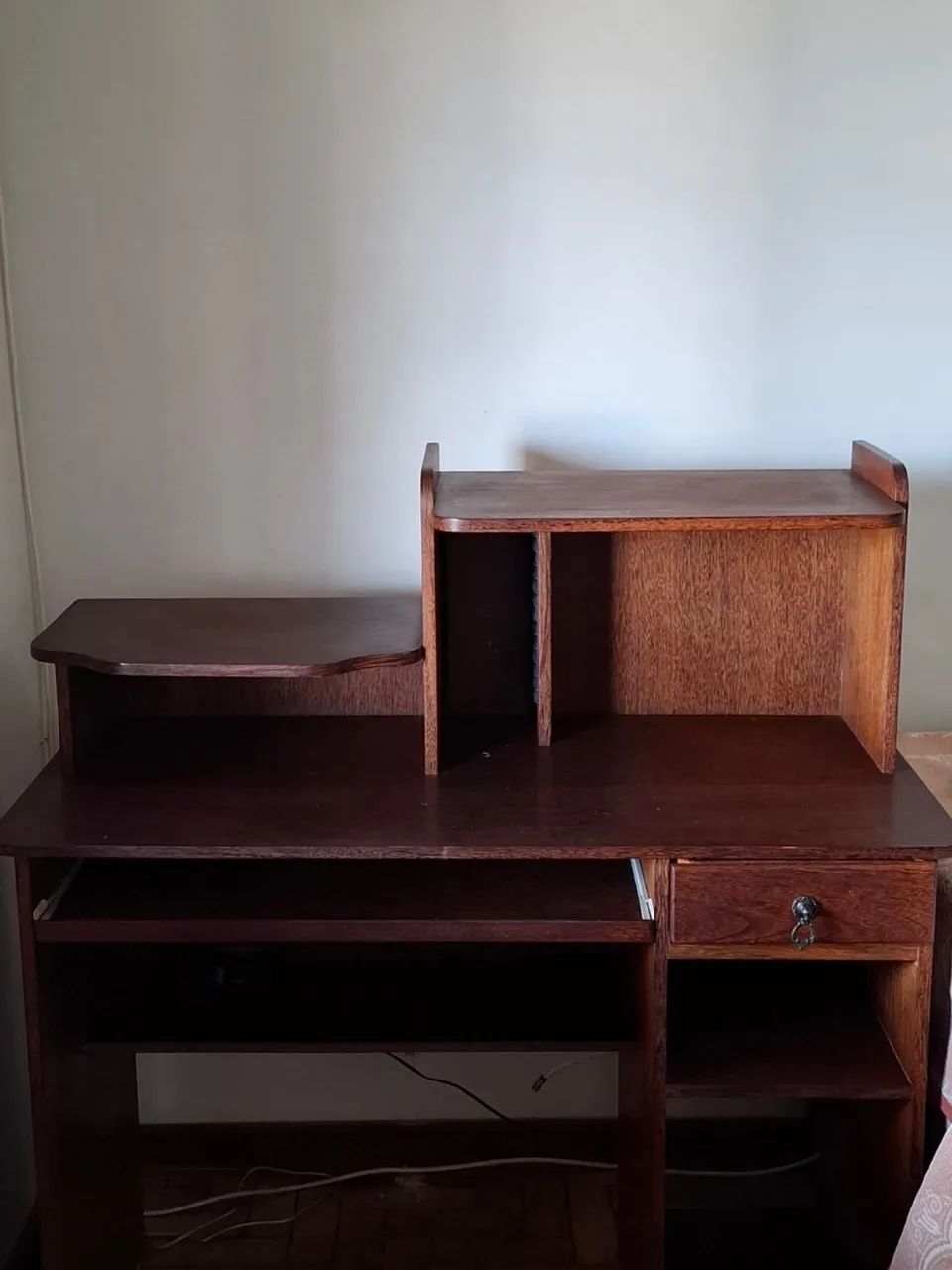 Escrivaninha de sucupira  - Foto 2