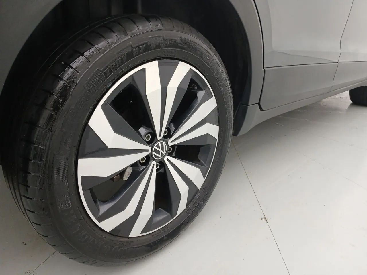Volkswagen T-Cross Highline 1.4 TSI Flex 16V 5P AUT, foto 13 de 18