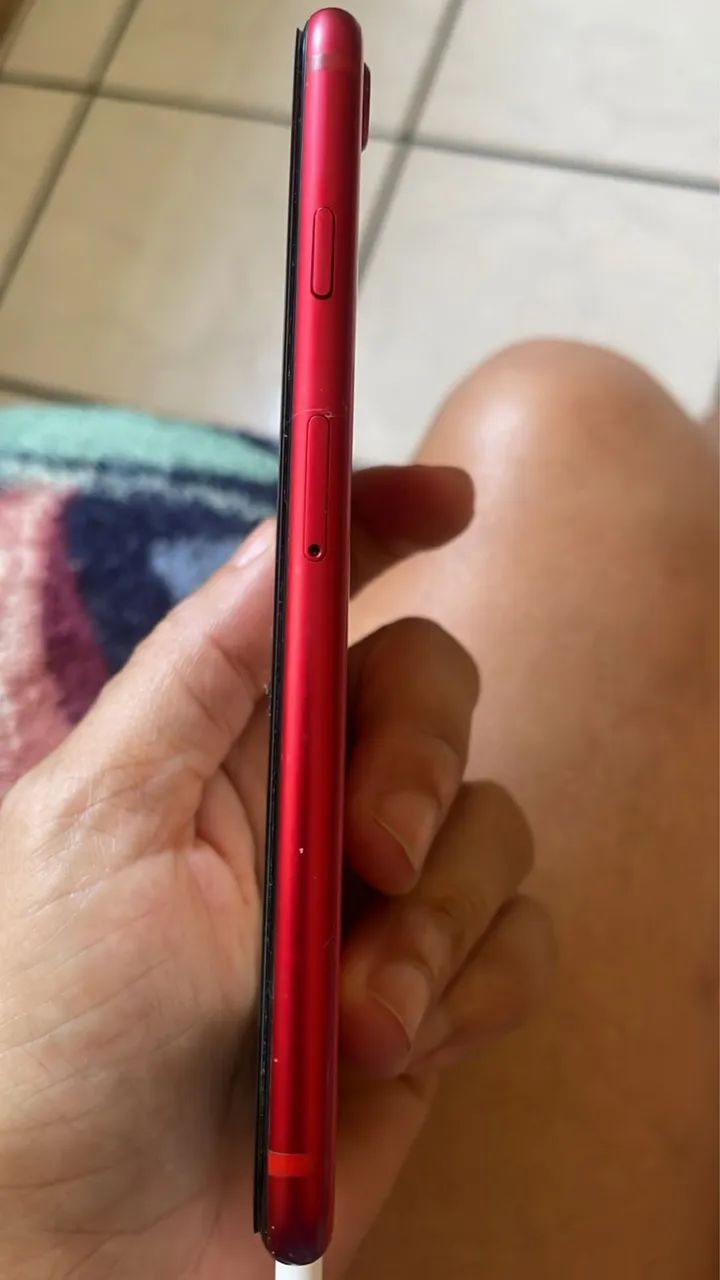 Vendo IPhone SE 2 geração usado  - Foto 4