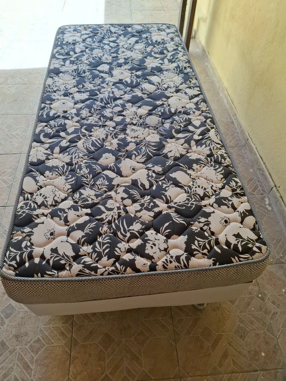 Cama box solteiro