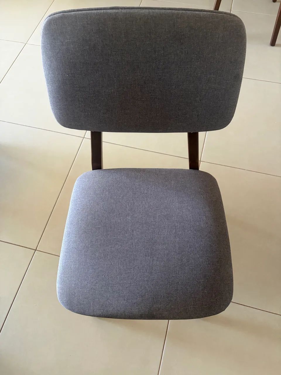 Mesa de mármore 1,2x0,9m com 4 cadeiras - Foto 5