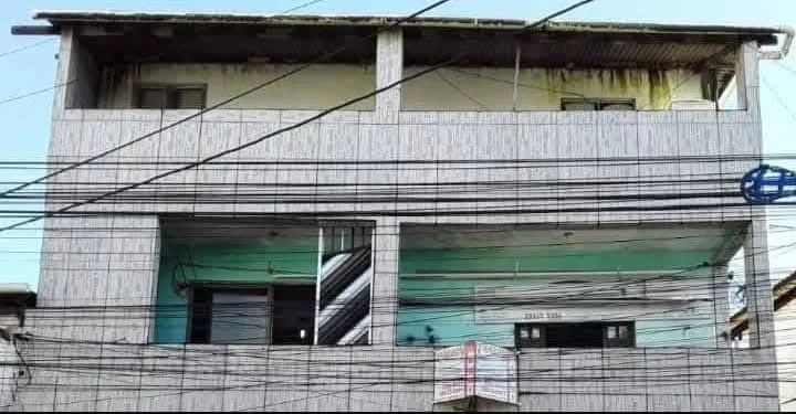 Um prédio com 4 casa e uma kitnet  - Foto 3