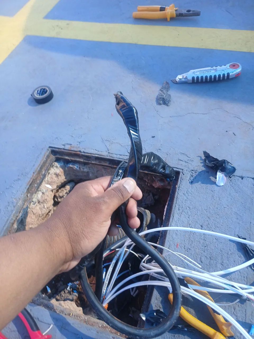 Elétrica e reparos hidráulicos  - Foto 4