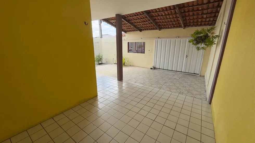 Casa residencial com 3 quartos e 1 suíte | 150 m² - Foto 2