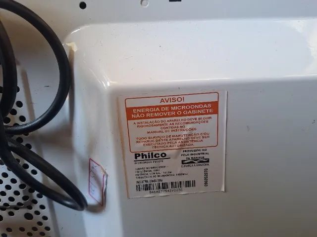 Microondas Philco 33 l sem nemhum ferrugem e nem arranhado,  espelhado, com defeito - Foto 2