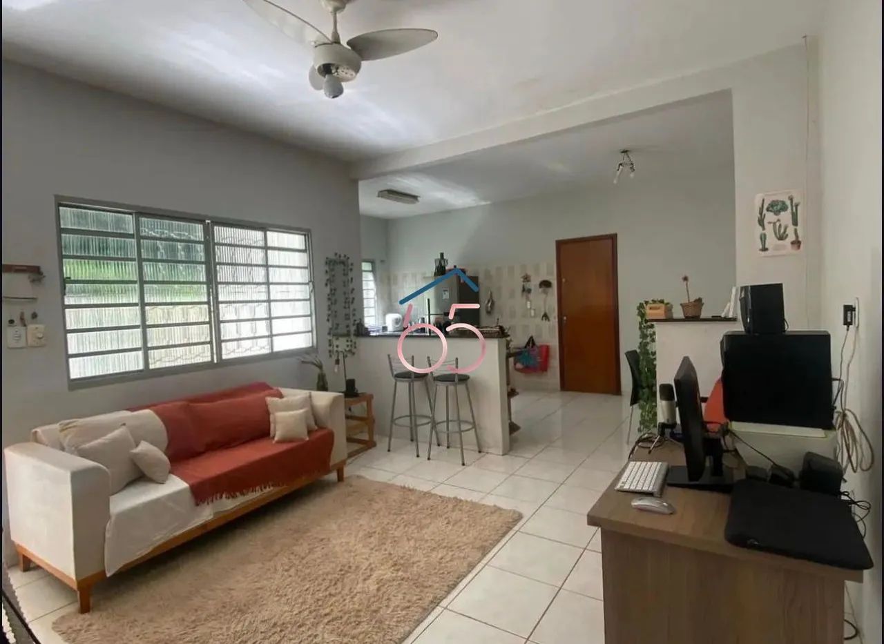 Casa com terreno 724m² abaixo da avaliação.
