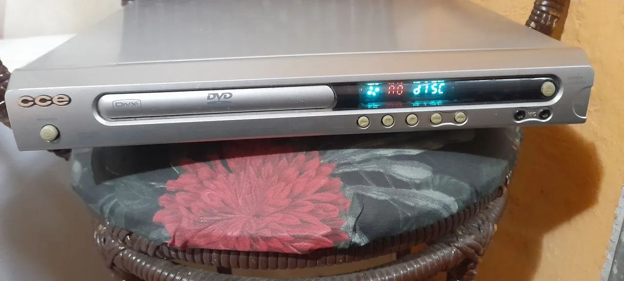 Aparelho de DVD CCE Funcionando 