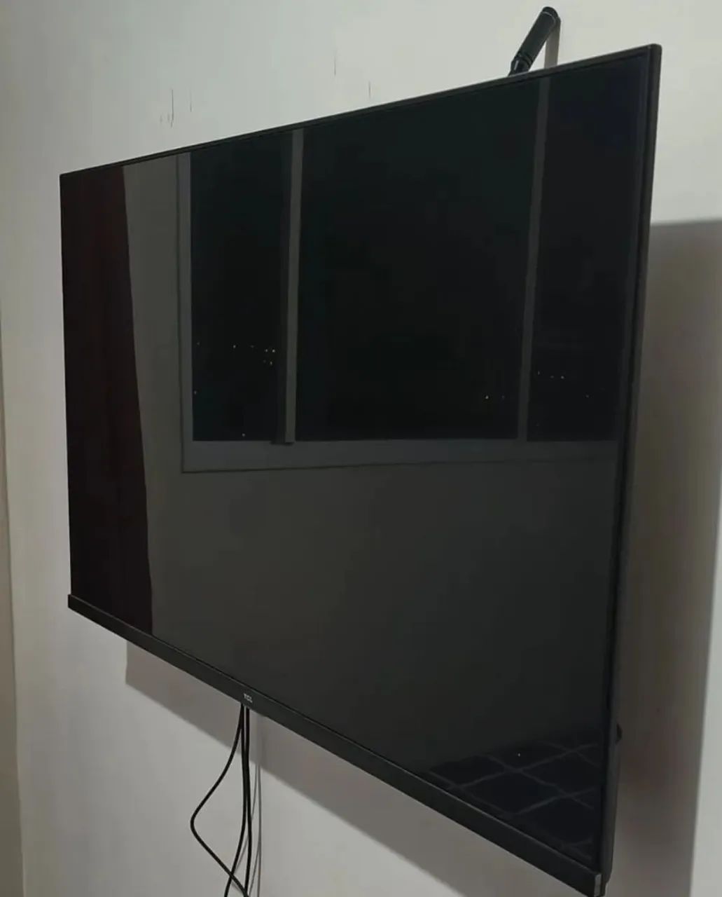 TV TCL smart 4k 43 polegadas muito nova imagem perfeita 
