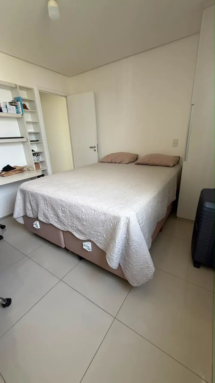 Vendo Cama Queen!  - Foto 2