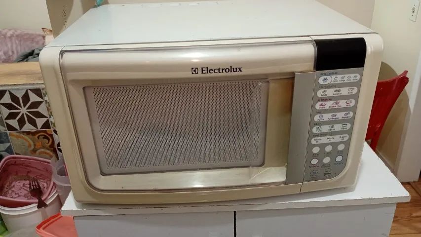 Micro-ondas Electrolux 31 Litros (Modelo MEF41) - Funcionando Perfeitamente