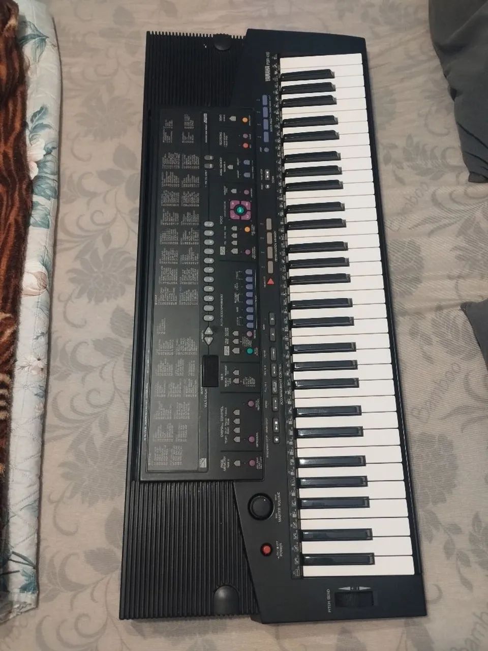 Teclado Yamaha PSR-410