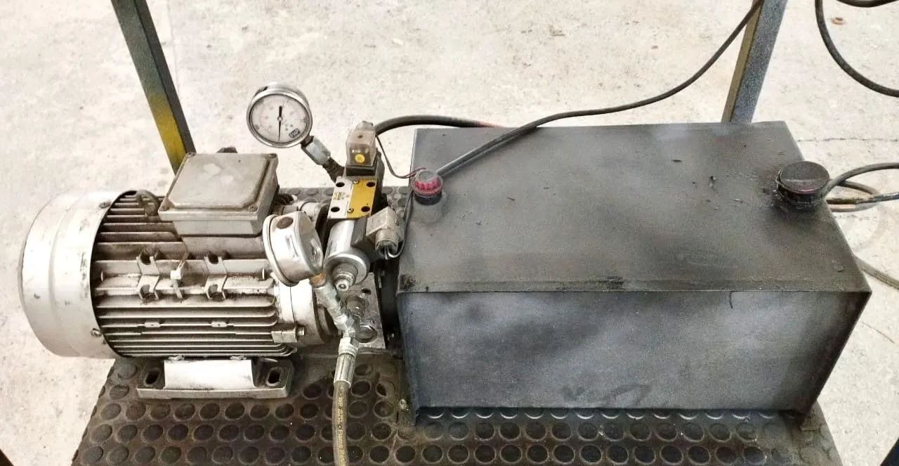 Unidade hidráulica 3 cv com válvula direcional - Foto 3