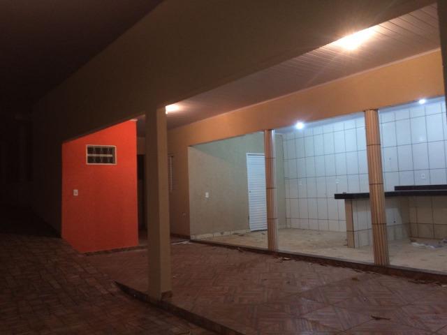 Excelente chácara dentro da cidade com asfalto na porta - Foto 3