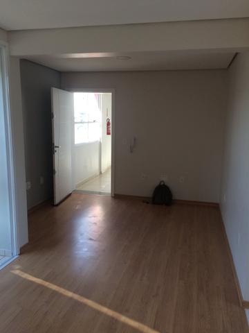 Aluga-se Lindo Apartamento