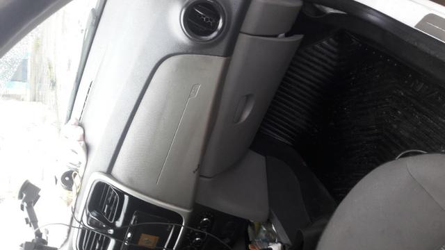 Logan 1.6 8v completo com GNV