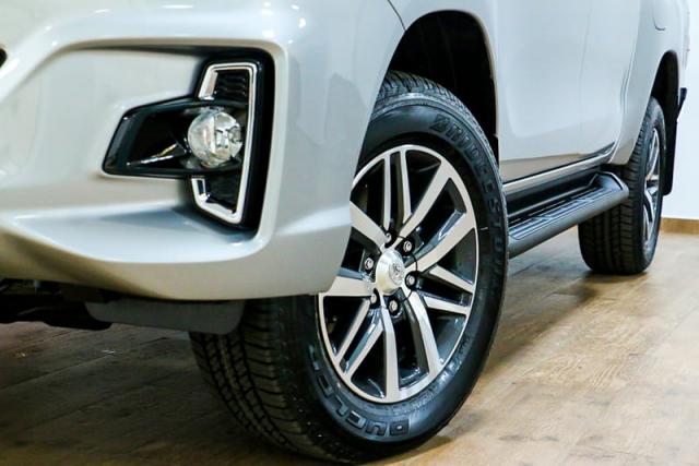 TOYOTA HILUX CD DSL 4X4 SRV AT 19/20 - Foto 12