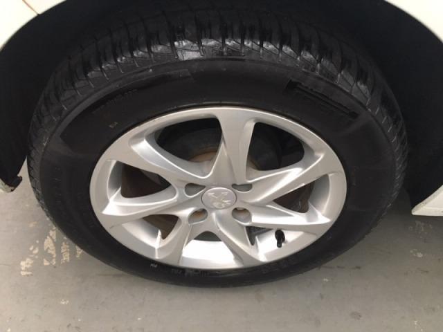 Peugeot 208 1.5 Active Pack 8V Flex 4P Manual - Foto 6