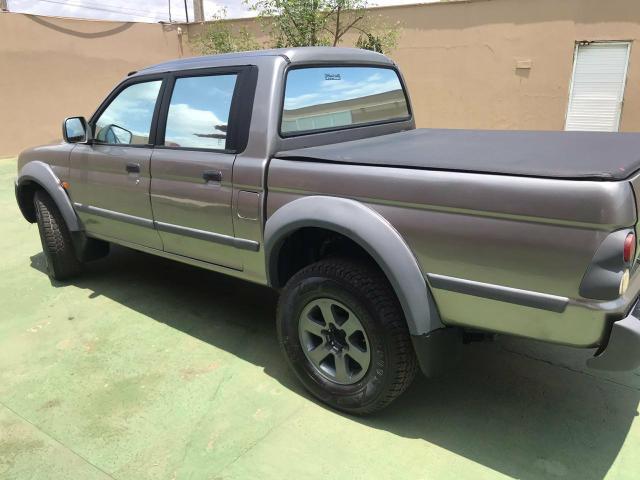 L200 Outdoor 4x4 - Foto 4