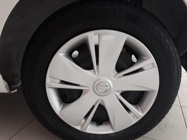 Nissan March - Foto 8