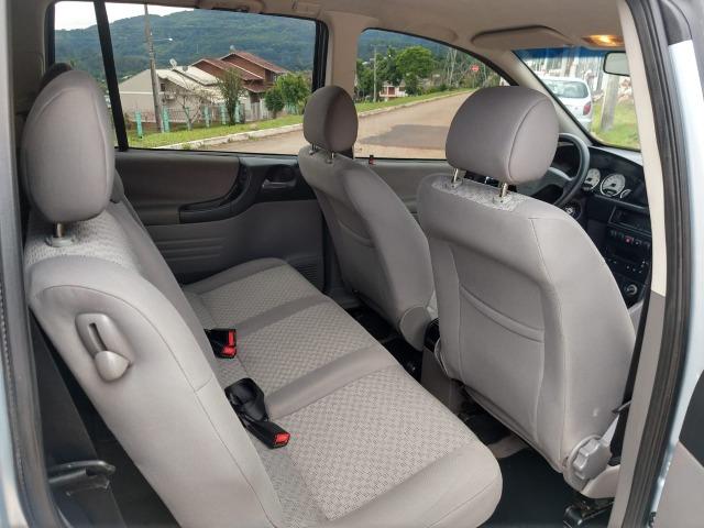 Zafira expresson 2.0 8v aut 7 lugares - meriva tucson ecosport doblo suv - Foto 7