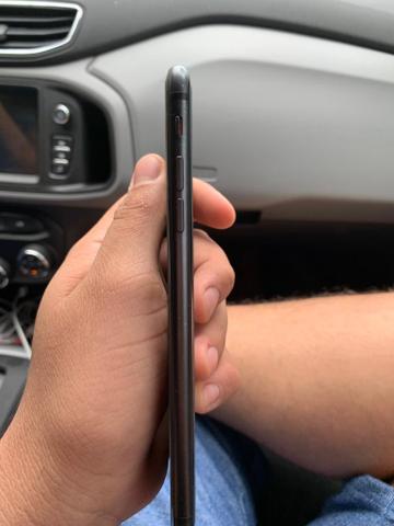 IPhone 8 Plus Gb(SOMENTE VENDA ) - Foto 2