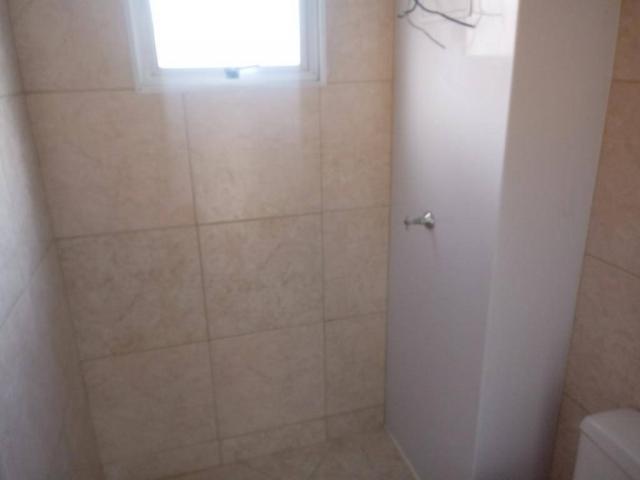 Apartamento área privativa com 2 dormitórios para alugar, 55 m² por R$ 900/mês - Santa Hel - Foto 11