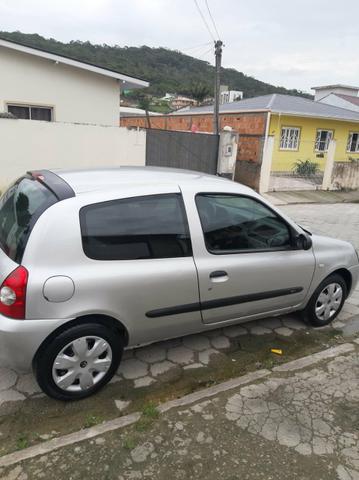 Carro Peugeot Clio - Foto 2